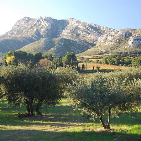 Sous Le Soleil Des Alpilles Apartment Mouries Luaran gambar