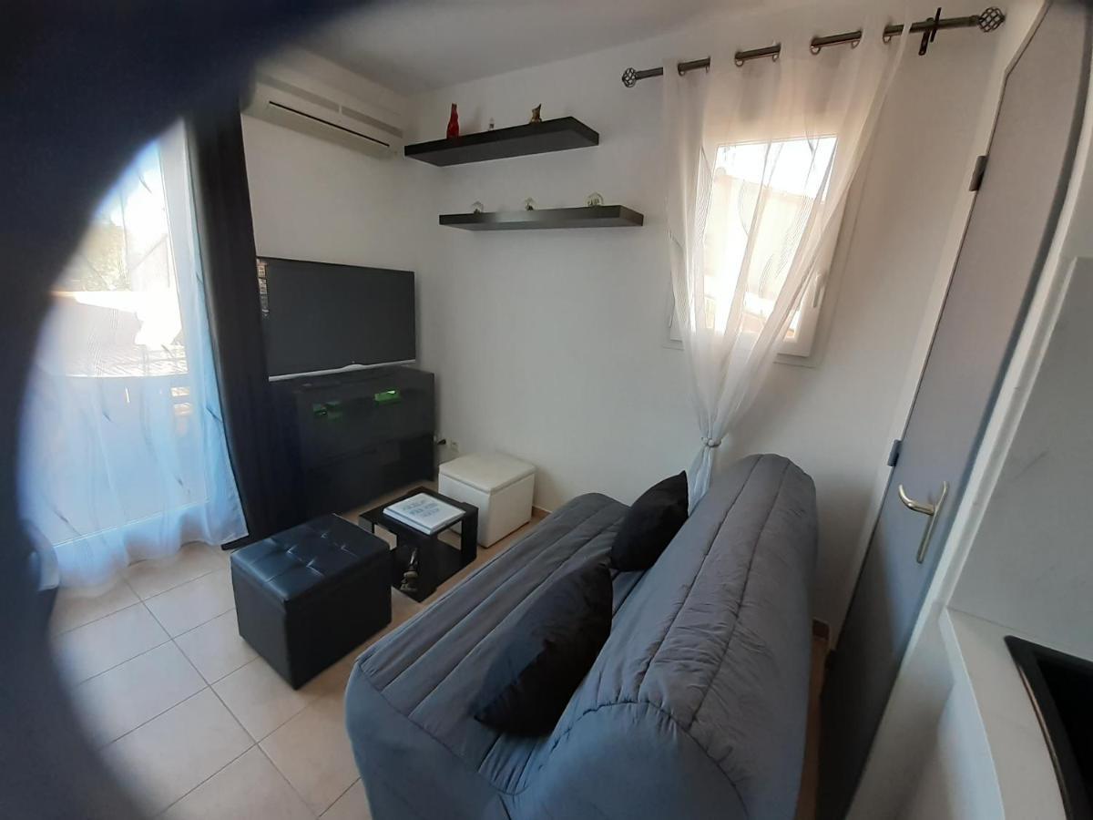 Sous Le Soleil Des Alpilles Apartment Mouries Luaran gambar