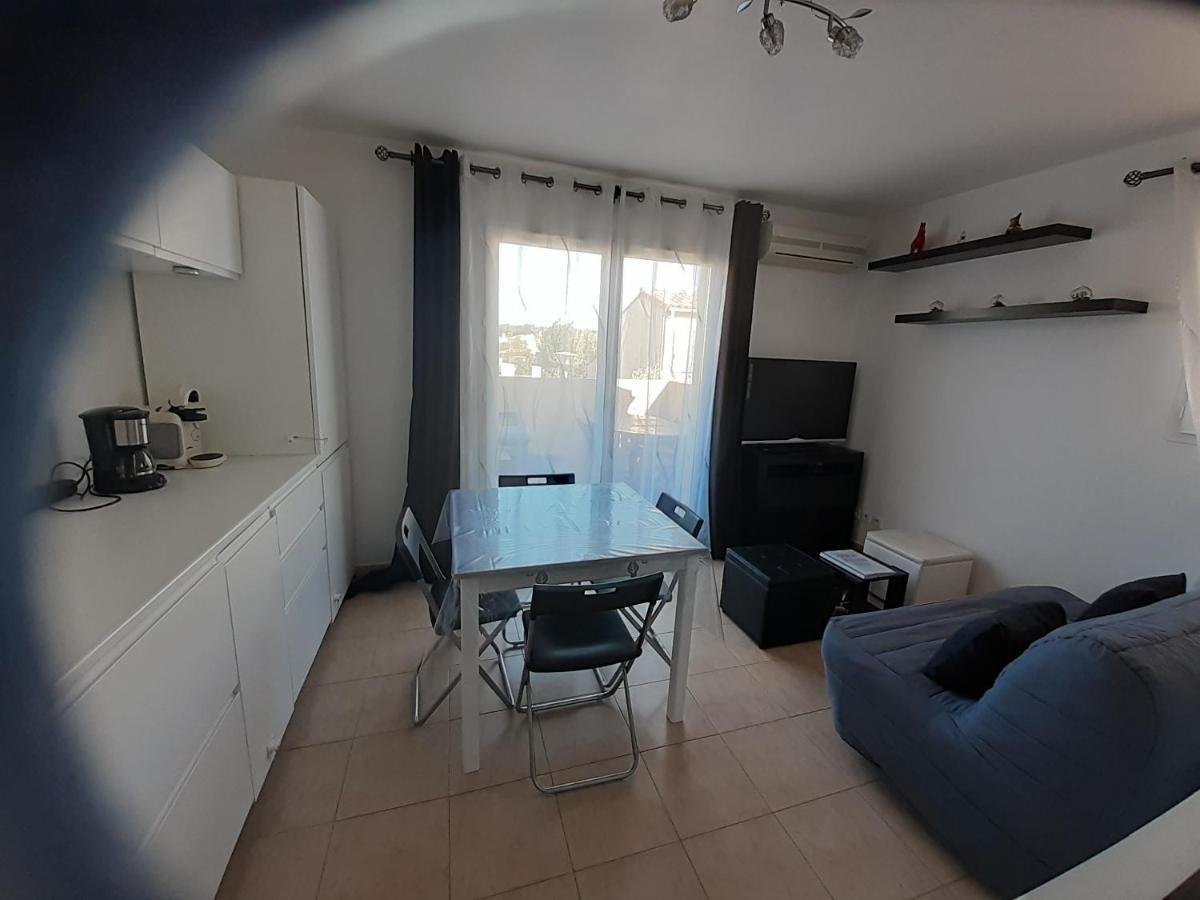 Sous Le Soleil Des Alpilles Apartment Mouries Luaran gambar