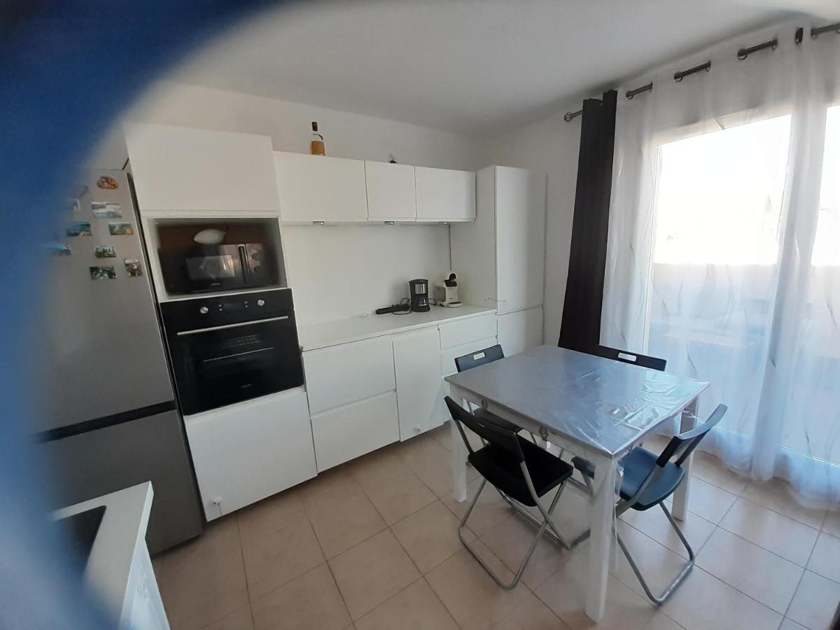 Sous Le Soleil Des Alpilles Apartment Mouries Luaran gambar